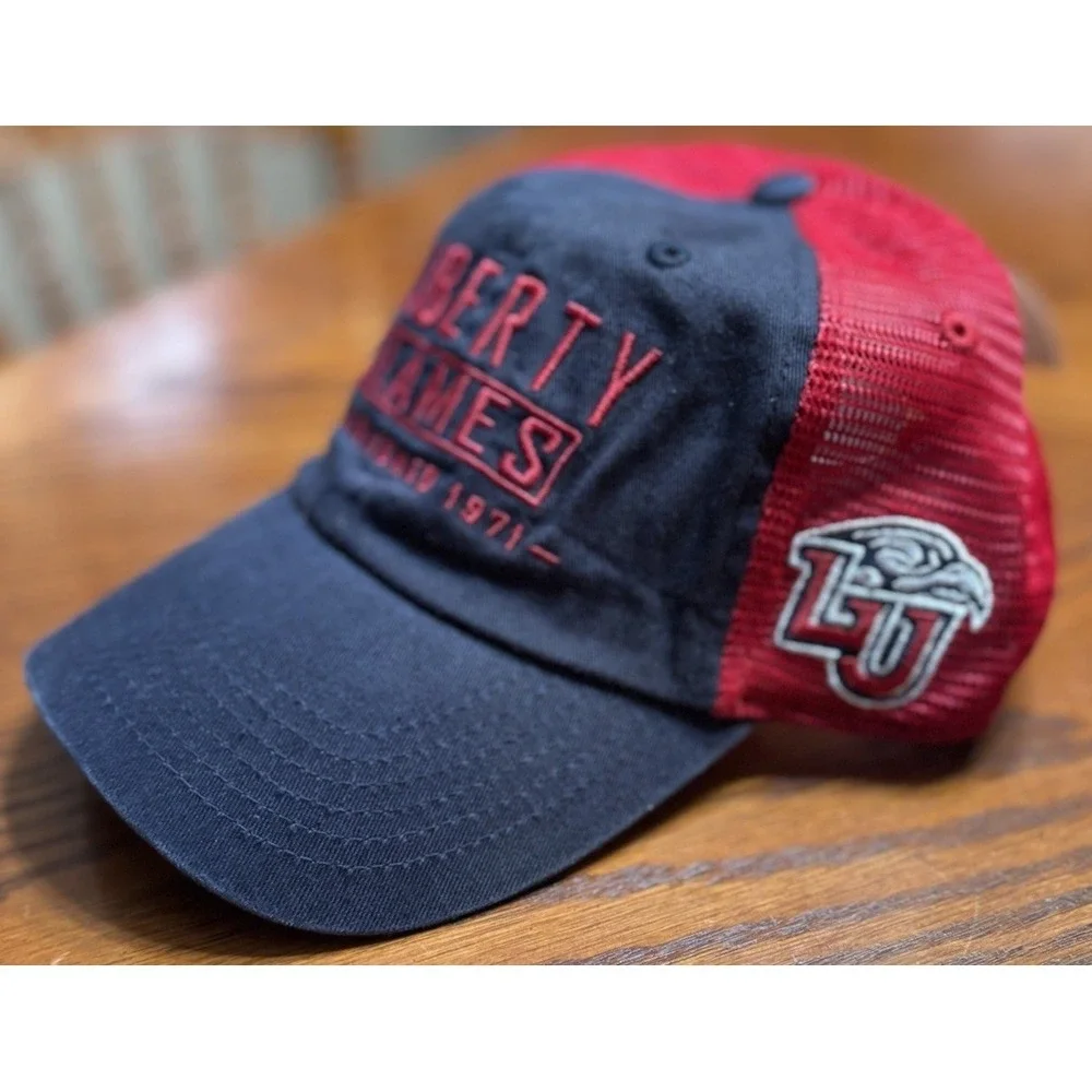 Liberty Flames Hat‎ Cap Black Red Mesh Snapback Script Spellout New NWT